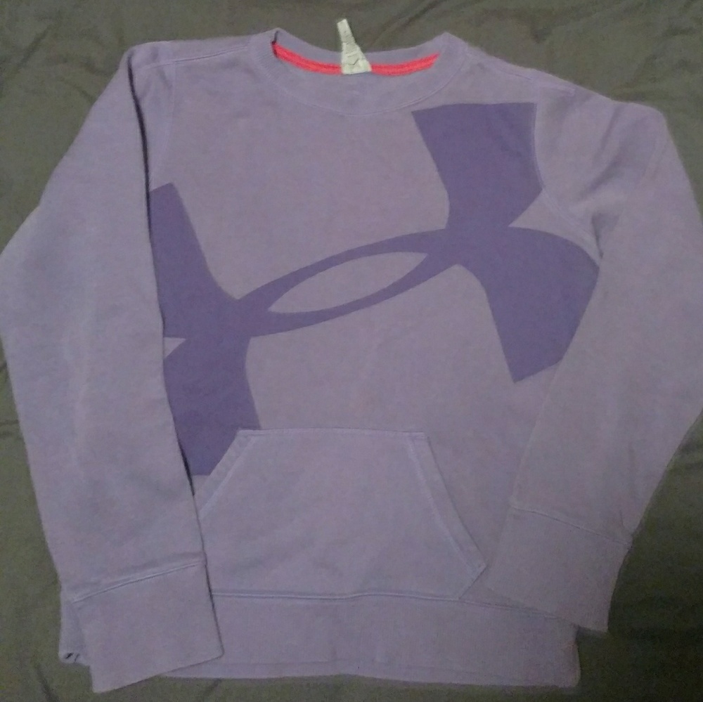 Under Armour sweatshirt